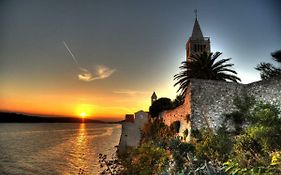 Paradise Apartment - Old Town Rab